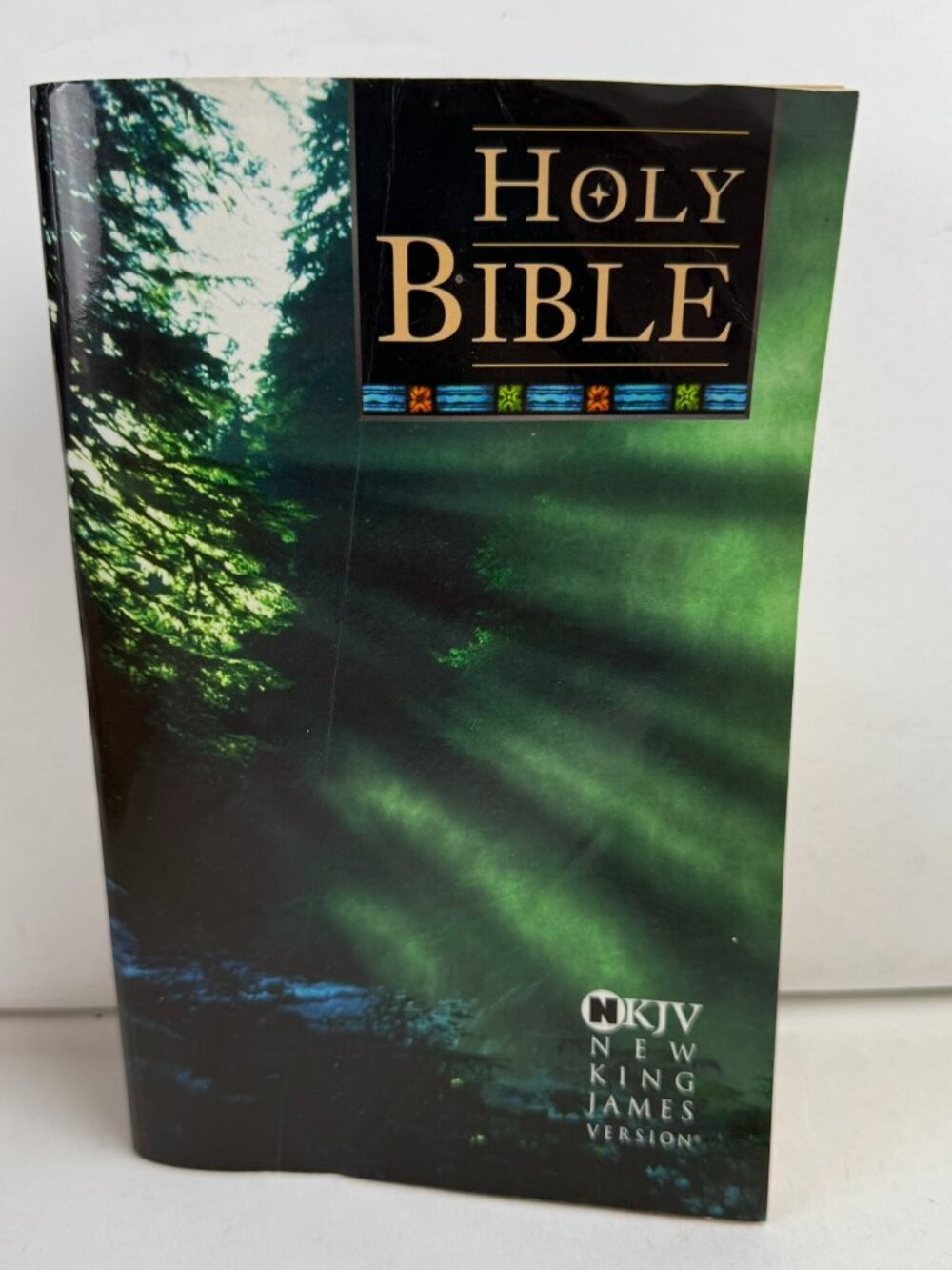 Holy Bible NKJV New King James Version Paperback American Bible 1-58516-045-8